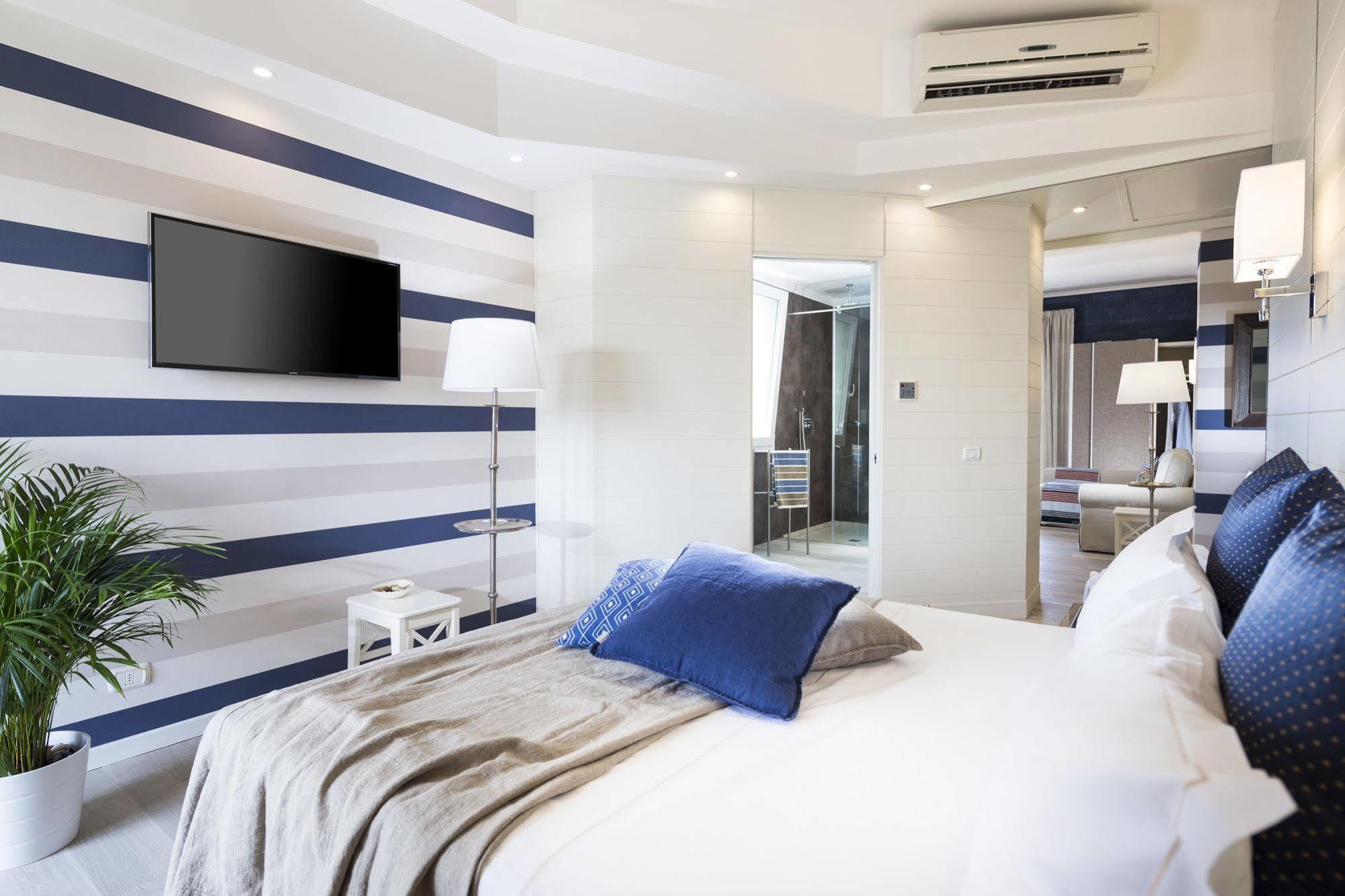 Hotel Atlantic Riviera Mare Misano Adriatico Extérieur photo